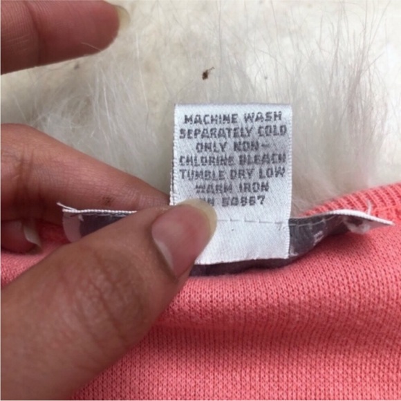 The Limited Oversized Sweater - Picture 2 of 4